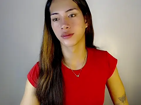 Snapshot of ashley_bombshell chatting on 10/06/25, 08:20 ashley bombshell online show from 10/06/25, 08:20