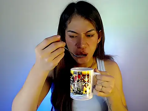 Snapshot of ashley_bombshell chatting on 10/05/25, 08:54 ashley bombshell online show from 10/05/25, 08:54