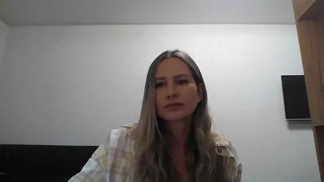 Tavriena online show from 11/02/25, 07:52