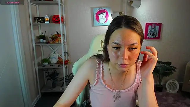 Al1ice Moures online show from 11/21/25, 08:46