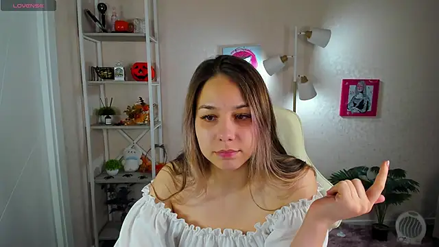 Al1ice Moures online show from 11/22/25, 12:43