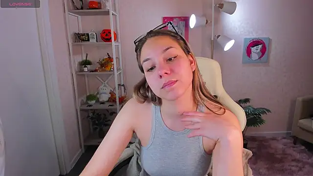 Al1ice Moures online show from 12/03/25, 01:17