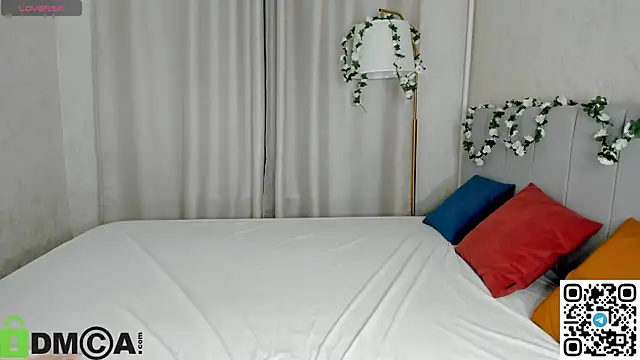 Al1ice Moures online show from 02/17/26, 01:36