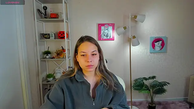 Al1ice Moures online show from 11/26/25, 01:05