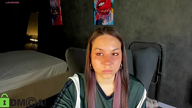 Al1ice Moures online show from 10/28/25, 01:06