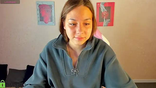 Al1ice Moures online show from 11/25/25, 01:17