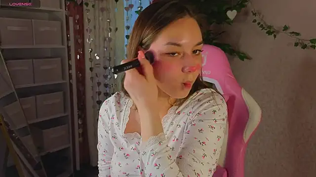 Al1ice Moures online show from 02/05/26, 09:27