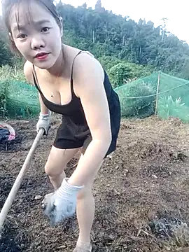 Meomeo-meo online show from 10/21/25, 12:54