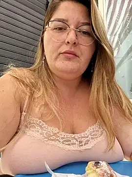 HornyBella88 online show from 10/14/25, 10:05