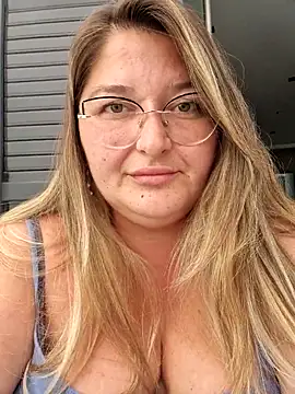 HornyBella88 online show from 09/26/25, 07:48