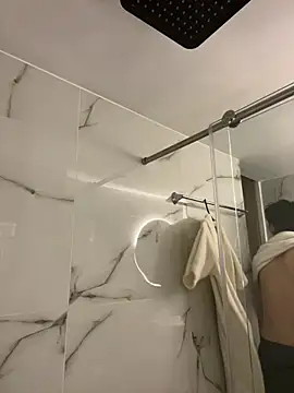 Snapshot of Skinny_batman chatting on 03/02/26, 09:27 Skinny batman online show from 03/02/26, 09:27