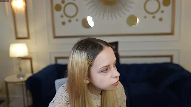 Luchi Sun online show from 10/22/25, 10:25