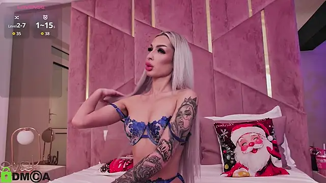 AriannaLure online show from 12/15/25, 07:41