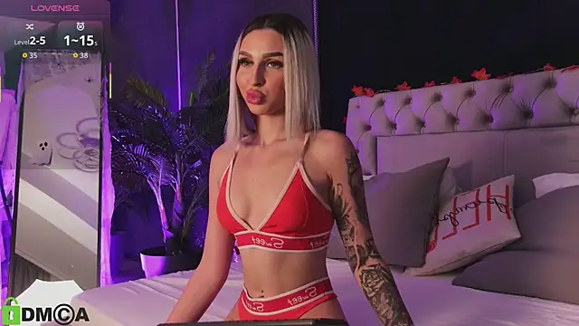 AriannaLure online show from 11/01/25, 07:30