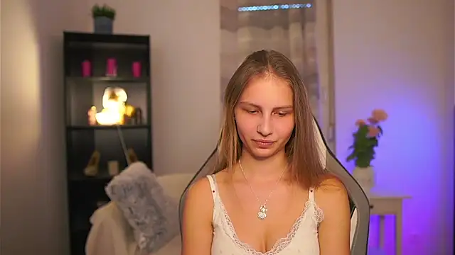 emmie murray online show from 04/04/26, 01:50