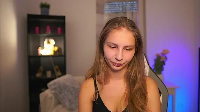 emmie murray online show from 03/28/26, 02:51