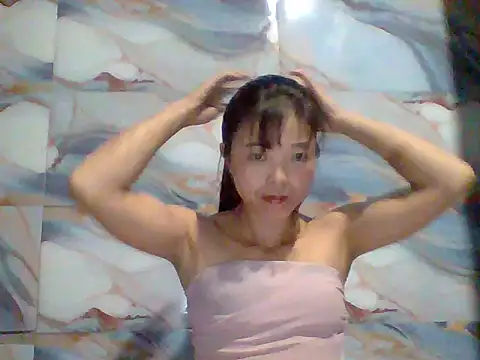 Snapshot of Jane_volv chatting on 10/14/25, 01:01 Jane volv online show from 10/14/25, 01:01