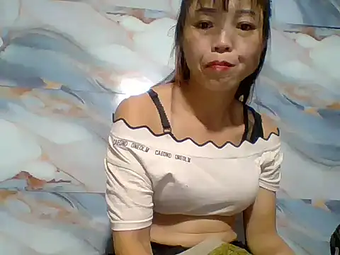 Snapshot of Jane_volv chatting on 10/26/25, 12:22 Jane volv online show from 10/26/25, 12:22