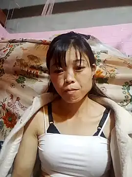 Snapshot of Jane_volv chatting on 10/26/25, 12:27 Jane volv online show from 10/26/25, 12:27