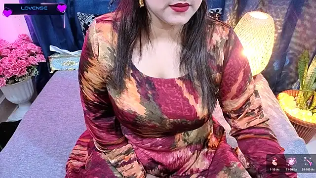 Sanvi-Queen online show from 12/19/25, 06:27