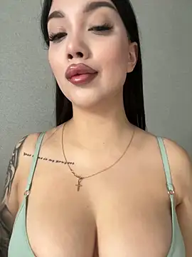 kiss Lissa online show from 12/19/25, 07:55