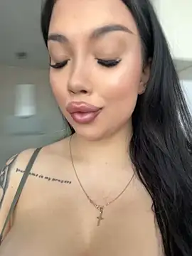 kiss Lissa online show from 03/10/26, 08:51