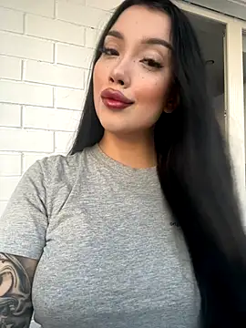 kiss Lissa online show from 11/02/25, 02:00