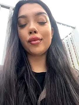 kiss Lissa online show from 11/19/25, 09:42