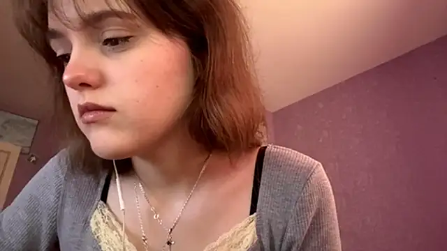 Snapshot of ShannanJou chatting on 10/18/25, 10:28 ShannanJou online show from 10/18/25, 10:28