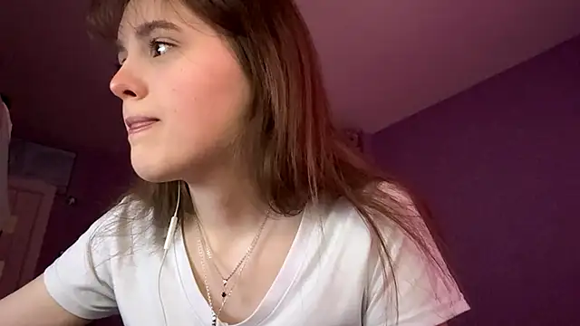 Snapshot of ShannanJou chatting on 10/20/25, 08:15 ShannanJou online show from 10/20/25, 08:15