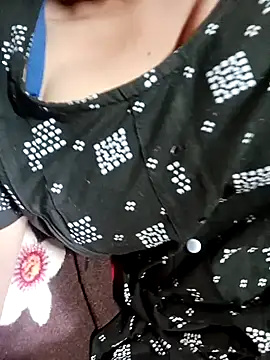 Snapshot of telugu_modal_divya chatting on 01/09/26, 11:11 telugu modal divya online show from 01/09/26, 11:11