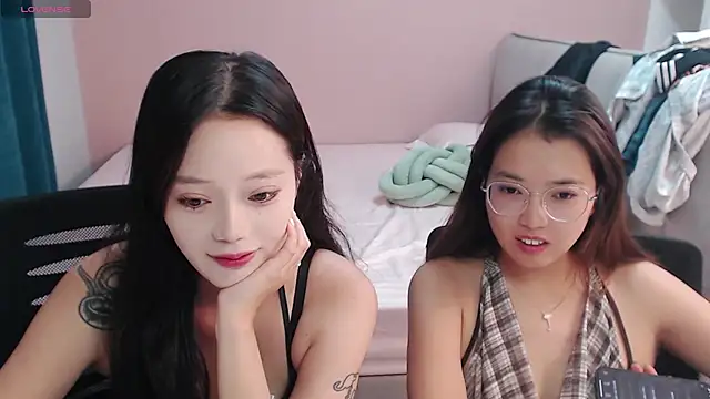 redrose520 online show from 10/09/25, 12:06