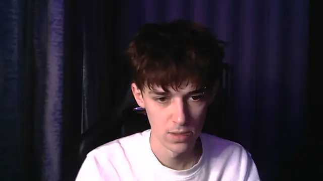 Hoot Dude  online show from 12/04/25, 01:10