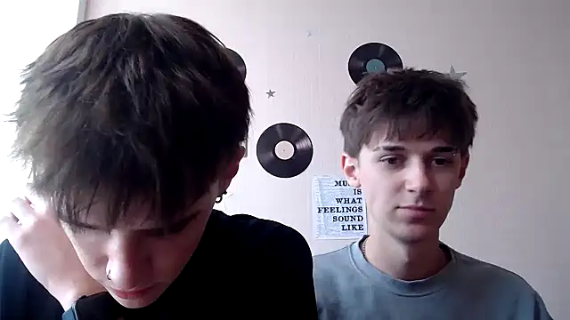 Hoot Dude  online show from 10/01/25, 11:03
