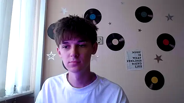 Hoot Dude  online show from 10/02/25, 12:19