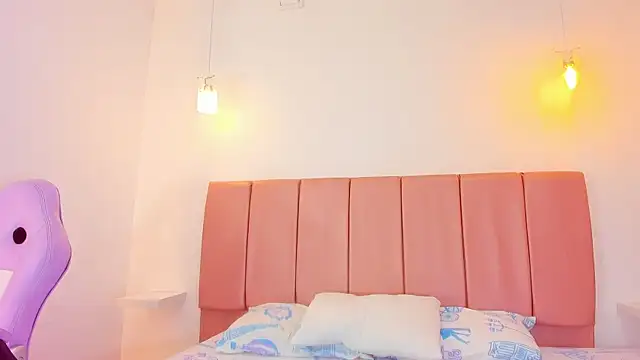 emily  walker online show from 01/14/26, 04:05