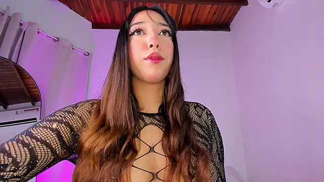 emily  walker online show from 04/13/26, 02:59