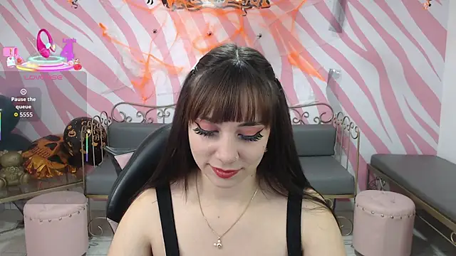 Snapshot of saabrina_ chatting on 10/31/25, 01:08 saabrina online show from 10/31/25, 01:08