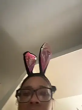 YeahhhitsBreezy online show from 04/01/26, 10:39