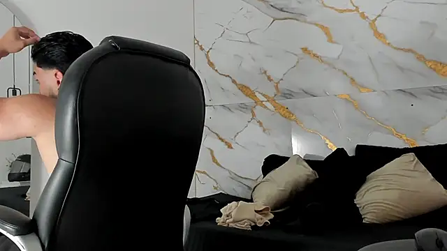 Miike Stone1 online show from 11/07/25, 01:04