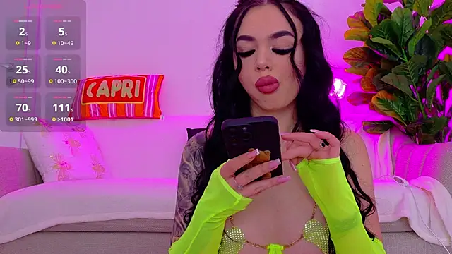 TiaBelle online show from 11/21/25, 06:18