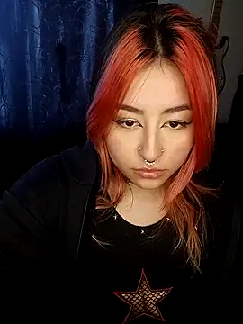 Iluromi online show from 10/19/25, 03:26