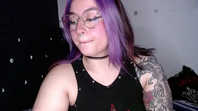 Iluromi online show from 11/17/25, 02:26