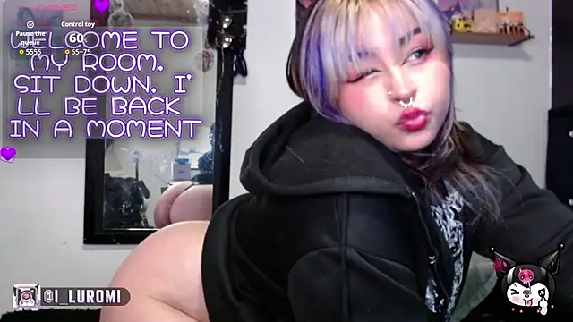 Iluromi online show from 03/16/26, 02:53