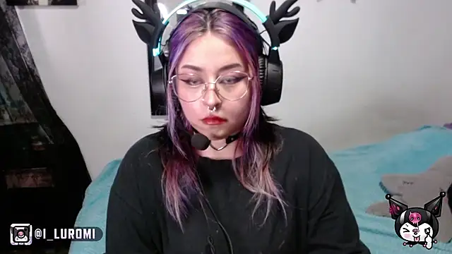 Iluromi online show from 11/25/25, 03:34