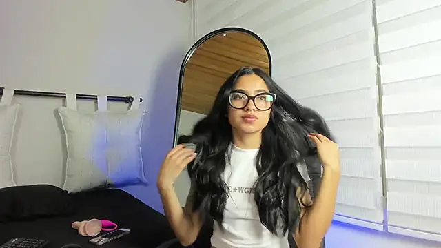 cherry bunnyx online show from 10/03/25, 04:25