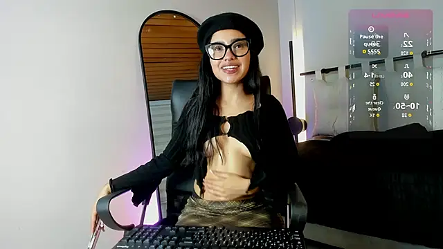 cherry bunnyx online show from 11/15/25, 04:05