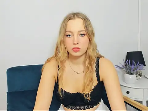 NoahDear online show from 11/04/25, 07:17