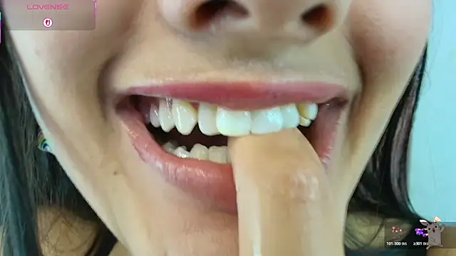 Hinata 21  online show from 03/12/26, 08:57