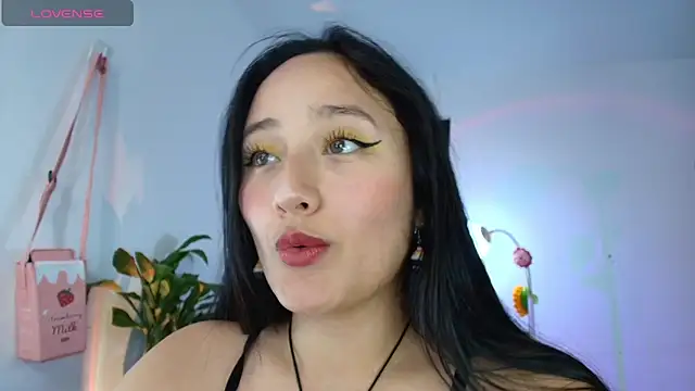 Hinata 21  online show from 12/02/25, 08:54